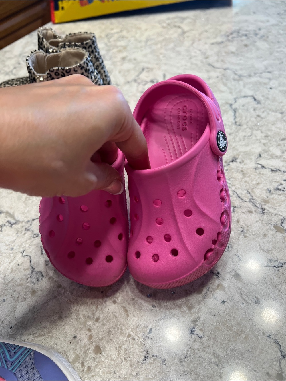 A lot of size 9-10 shoes. Gently worn - Picture 5 of 13
